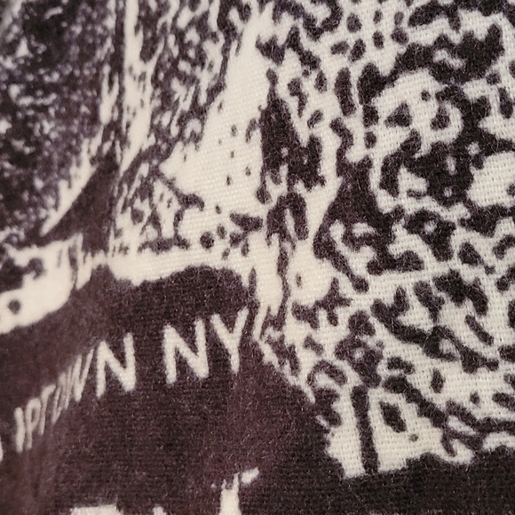 KENNETH COLE Awearness Scarf/Wrap, Black and White with Fringed Edges - Picture 8 of 13